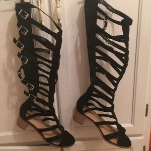 Torrid black wide width/calf gladiator sandals NWT